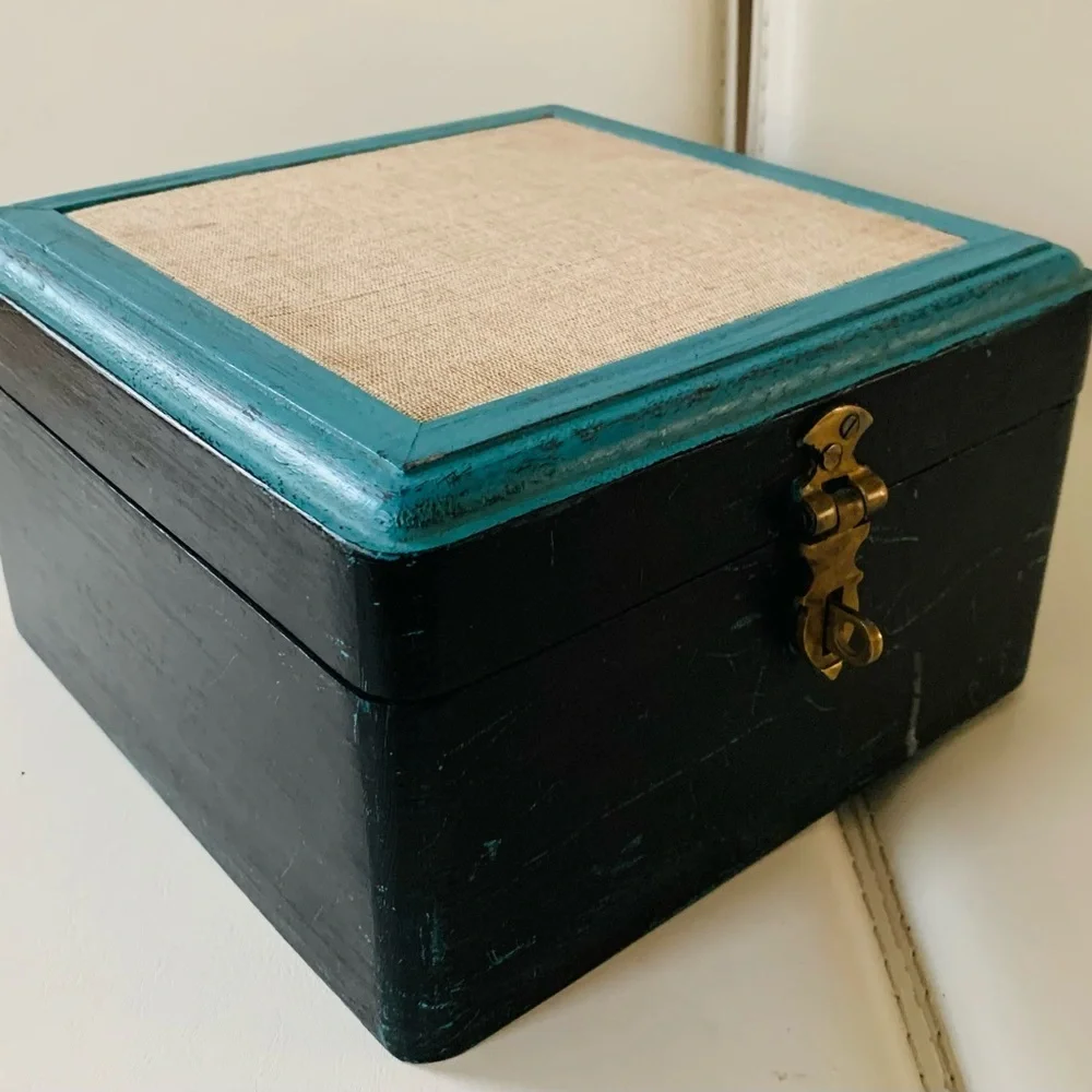 Wooden box